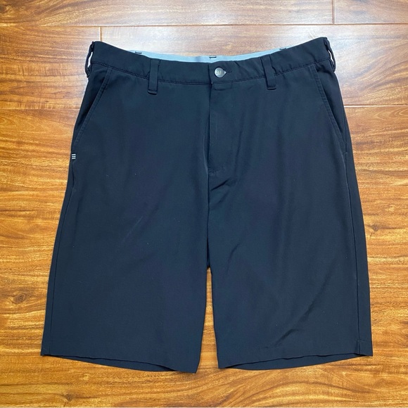 Adidas Men's Black Gray Hybrid 9" Shorts Size 32 Golf Country Club Athleisure - Picture 1 of 13